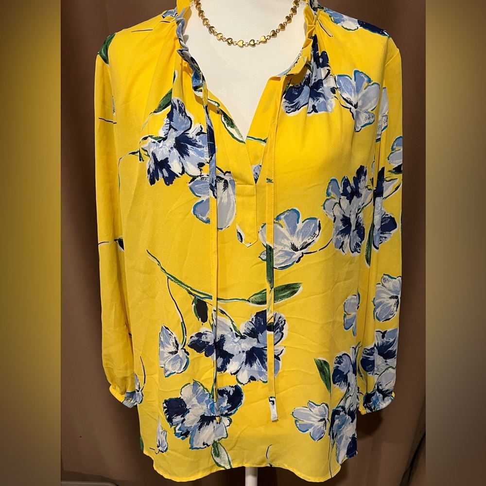 Counterparts Yellow Floral Tie-Neck Women's Blouse New With Tags